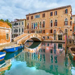3* Hotell Palazzo Marcello Al Sole
